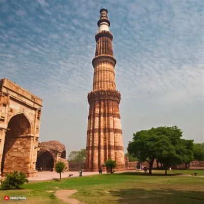 De Qutub Minar! Een imposante baksteenwonder en een getuige van Delhi's rijke geschiedenis.