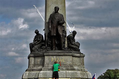  De Rizal Shrine: Een Historische Tocht Door de Oog van een Nationale Held!